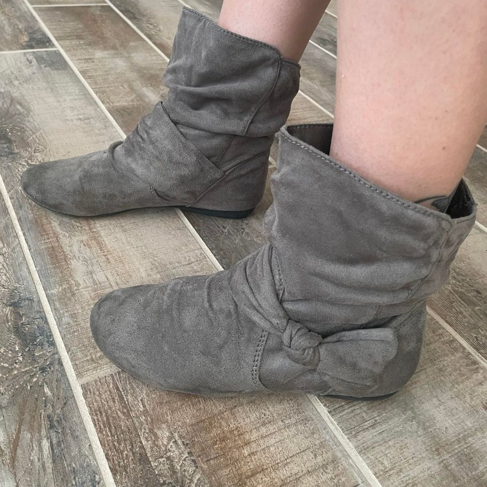 Gray Bow Ankle Boots, Slouchy Ankle Boots - Size 6